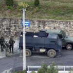 Nuove tensioni in Kosovo: scontri a fuoco tra serbi e polizia